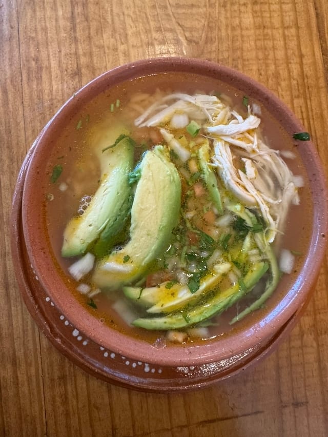 Sopa de pollo.